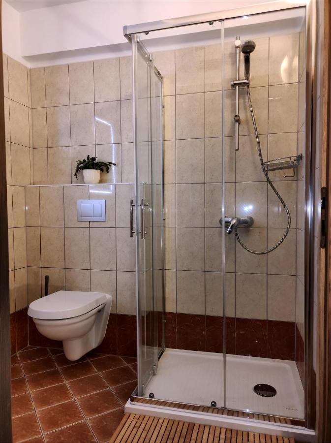 Apartman Emili Malinska Exterior photo