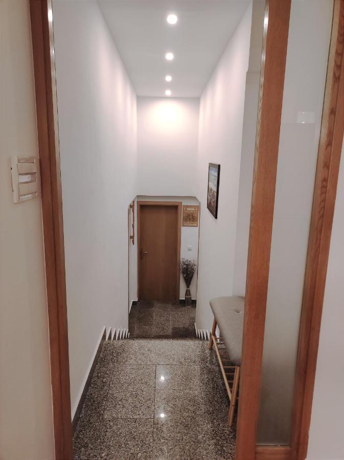 Apartman Emili Malinska Exterior photo