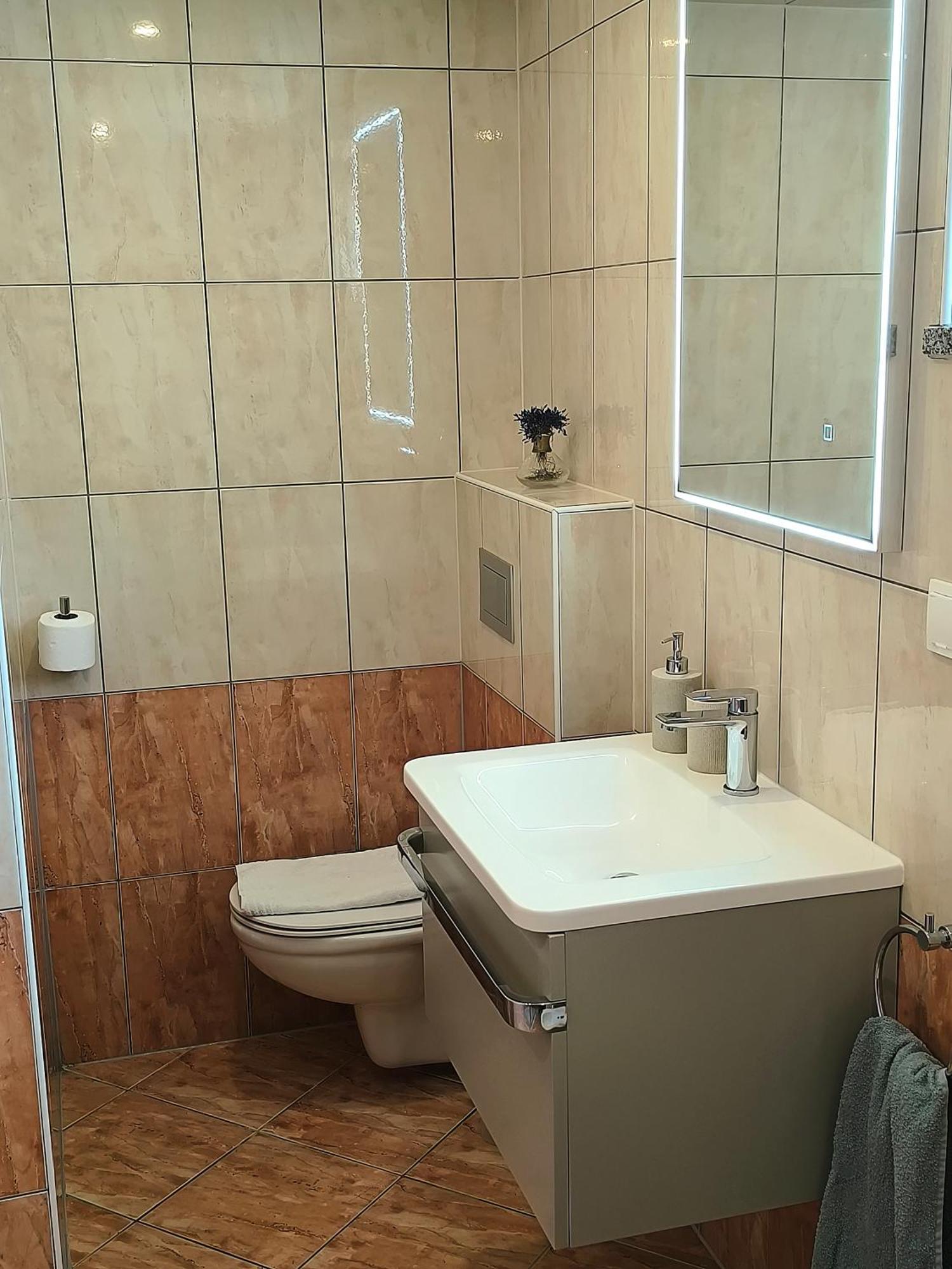 Apartman Emili Malinska Exterior photo